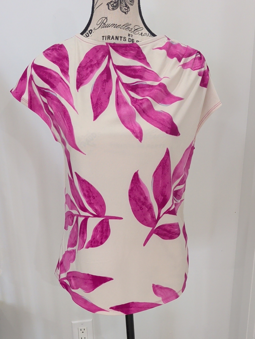 JULES & LEOPOLD | Women's Beige/Fuchsia Tropical Palm  Print Sleeveless …